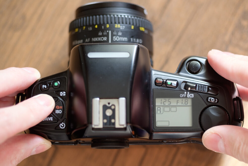 Nikon F90Xというフィルム一眼レフカメラを手に入れた【レビュー】